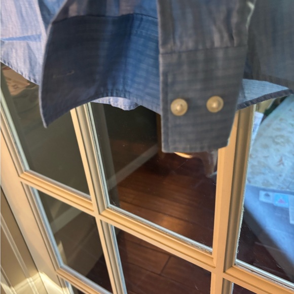 Hugo Boss men’s Slim fit button up shirt size 15 1/2 X 39. Long sleeve. Cotton. - Picture 5 of 8